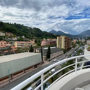 https://vacances-a-menton.fr-provencehotel.com