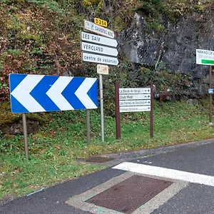 https://chalets-charmaury.hotels-rhonealpes.com